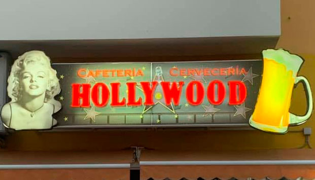 CAFETERÍA HOLLYWOOD